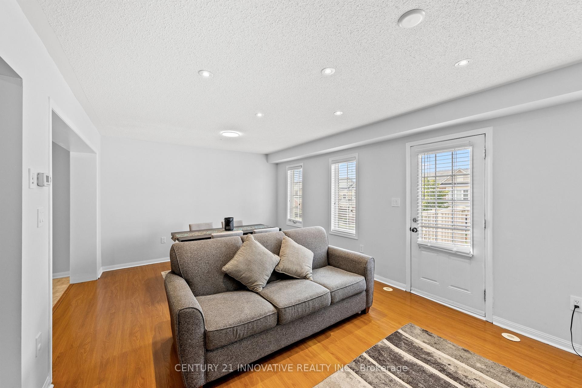 Photo 28 of 915 Hasselfeldt Heights, Milton, Coates — HOMEH