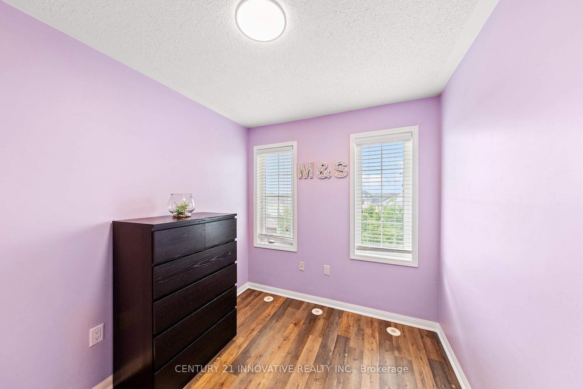 Photo 26 of 915 Hasselfeldt Heights, Milton, Coates — HOMEH