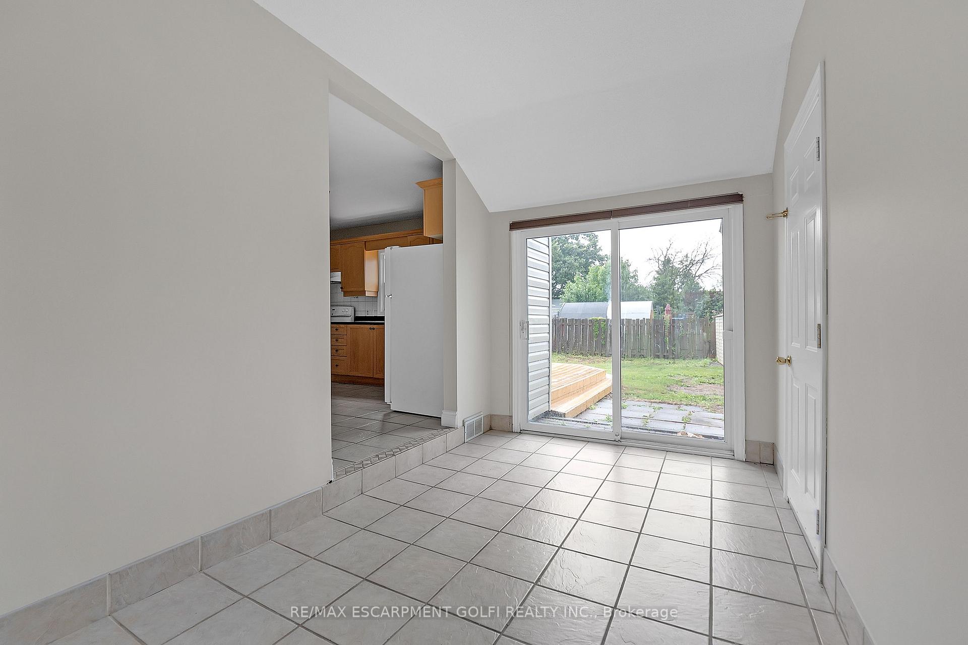 Photo 5 of 245 Cedardale Avenue, Hamilton, Stoney Creek — HOMEH