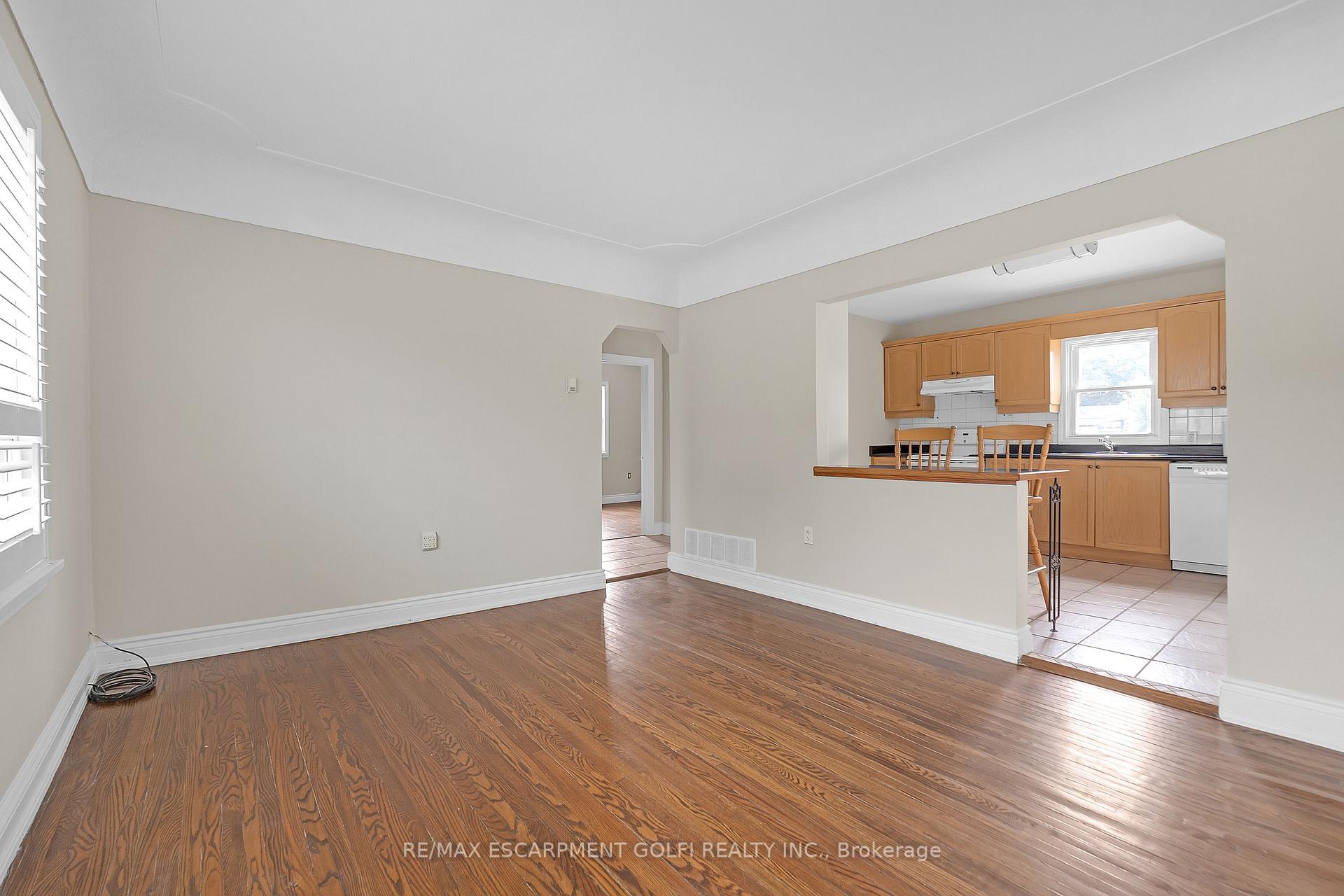 Photo 8 of 245 Cedardale Avenue, Hamilton, Stoney Creek — HOMEH