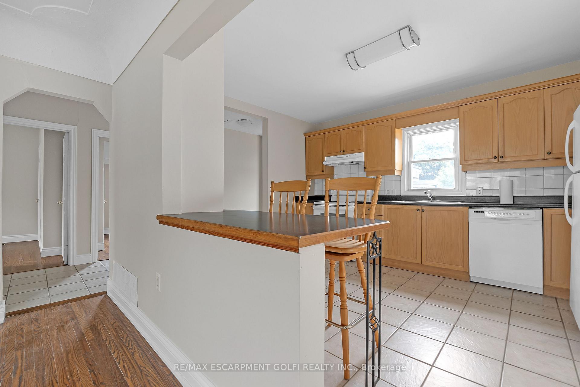 Photo 9 of 245 Cedardale Avenue, Hamilton, Stoney Creek — HOMEH
