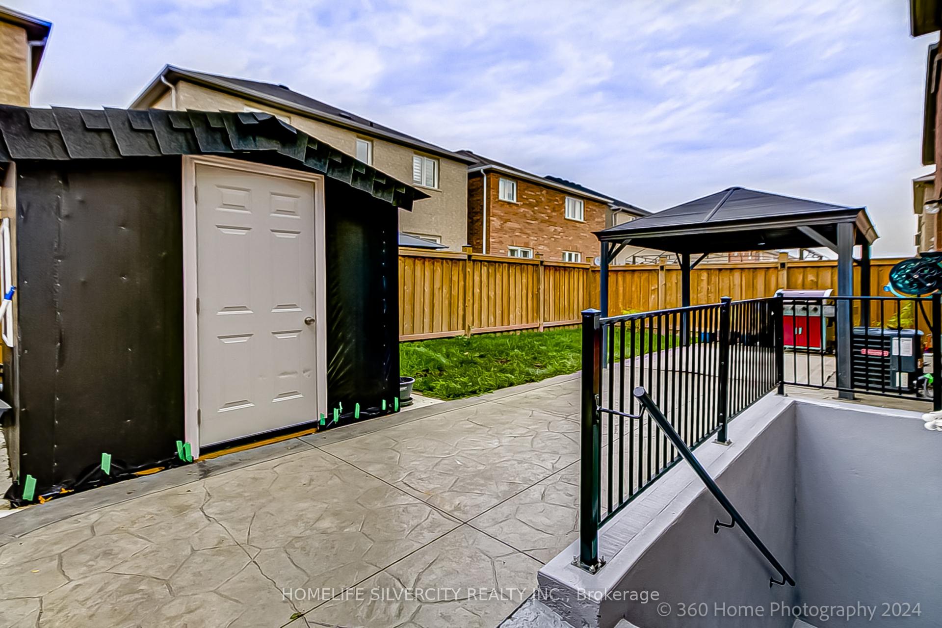 Photo 10 of 22 Dolly Varden Drive, Brampton, Sandringham-Wellington North — HOMEH