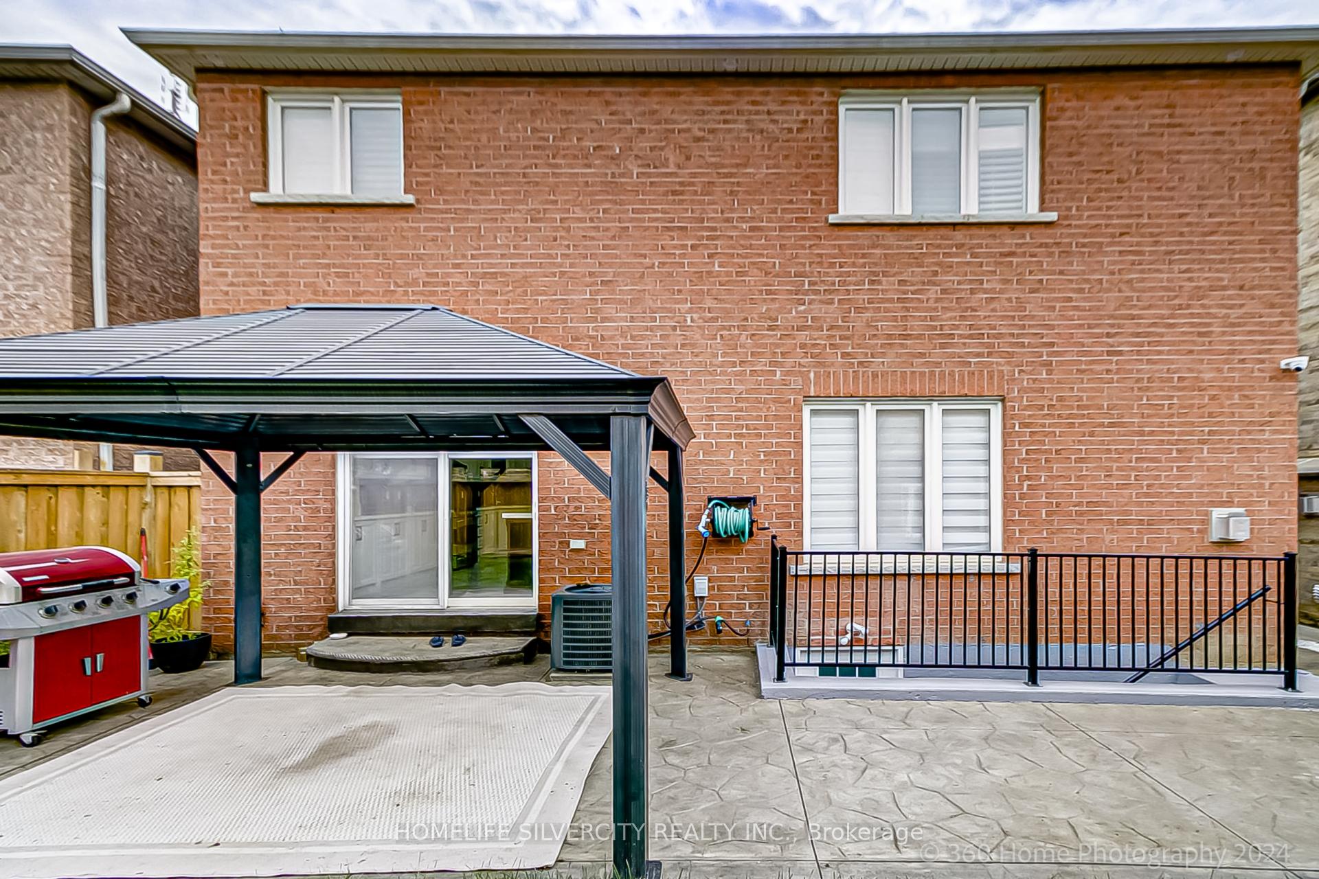 Photo 13 of 22 Dolly Varden Drive, Brampton, Sandringham-Wellington North — HOMEH