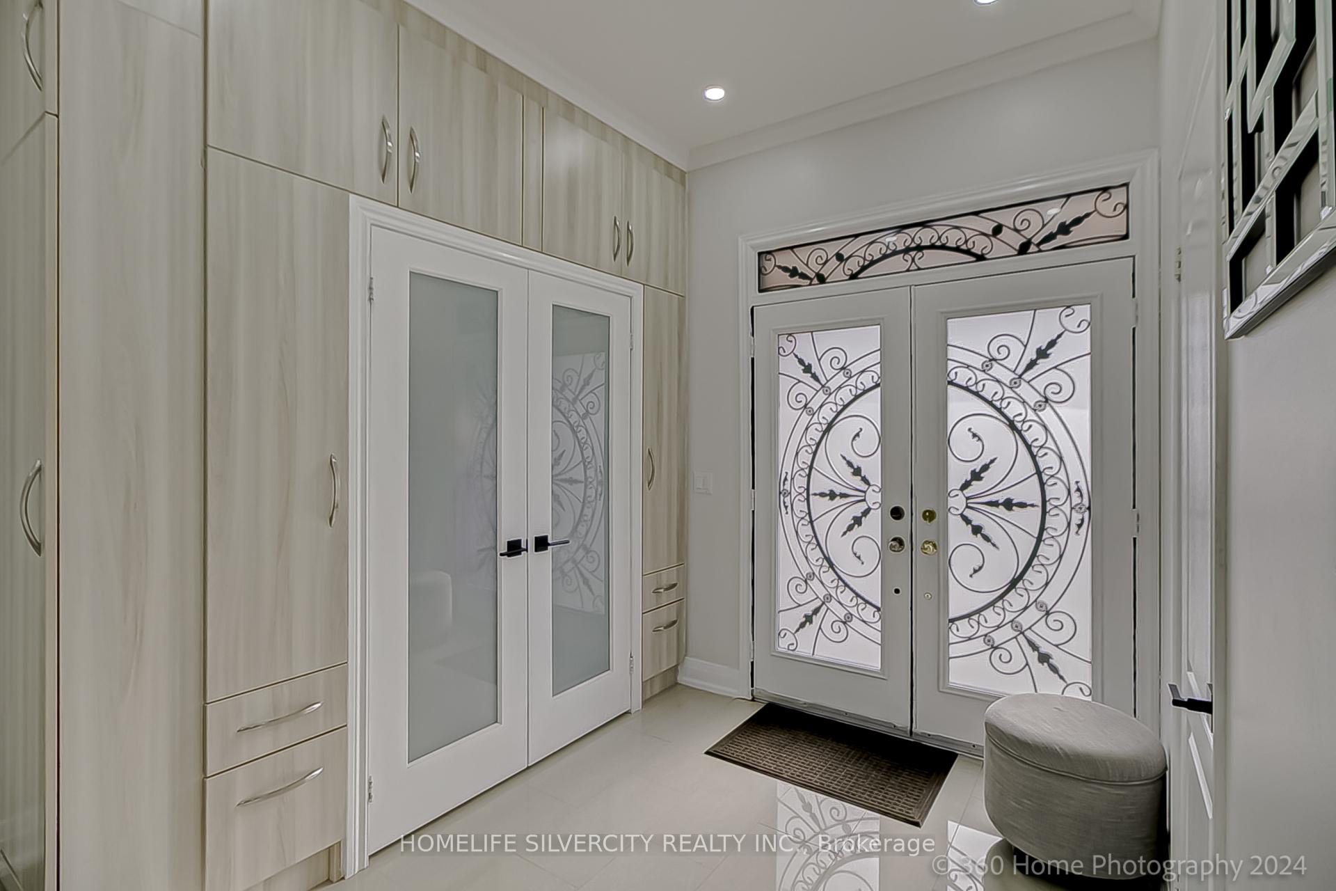 Photo 2 of 22 Dolly Varden Drive, Brampton, Sandringham-Wellington North — HOMEH