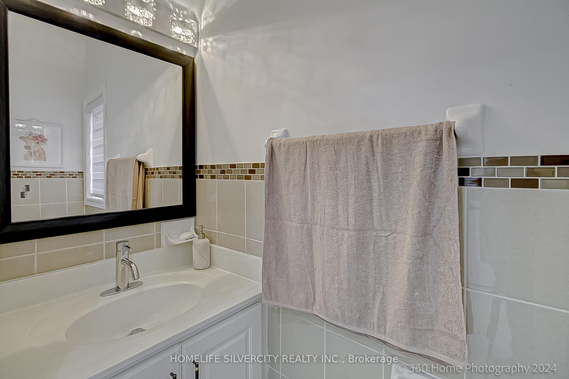 Photo 9 of 22 Dolly Varden Drive, Brampton, Sandringham-Wellington North — HOMEH