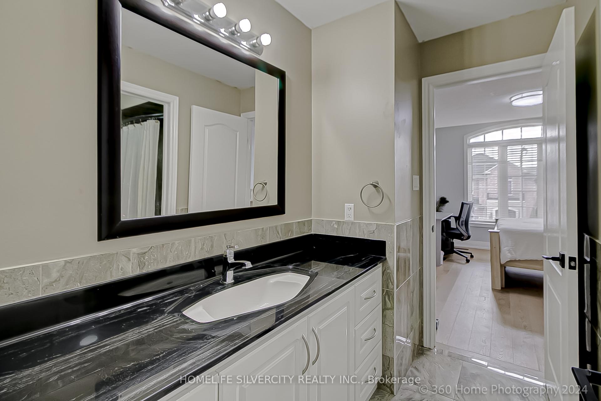 Photo 11 of 22 Dolly Varden Drive, Brampton, Sandringham-Wellington North — HOMEH