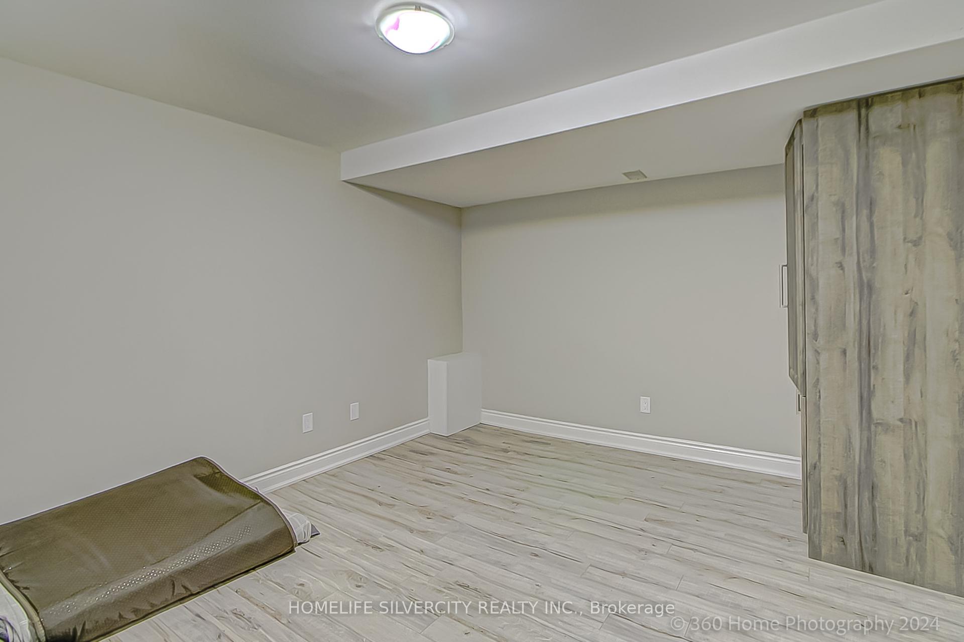Photo 25 of 22 Dolly Varden Drive, Brampton, Sandringham-Wellington North — HOMEH
