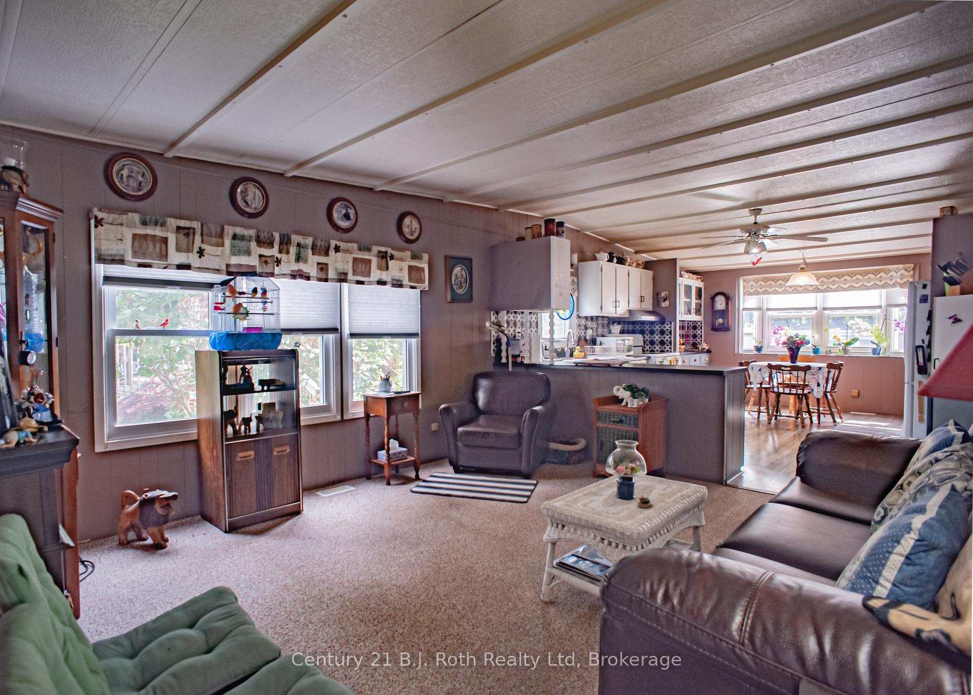 Photo 16 of 25 Vic's Road, Midland — HOMEH
