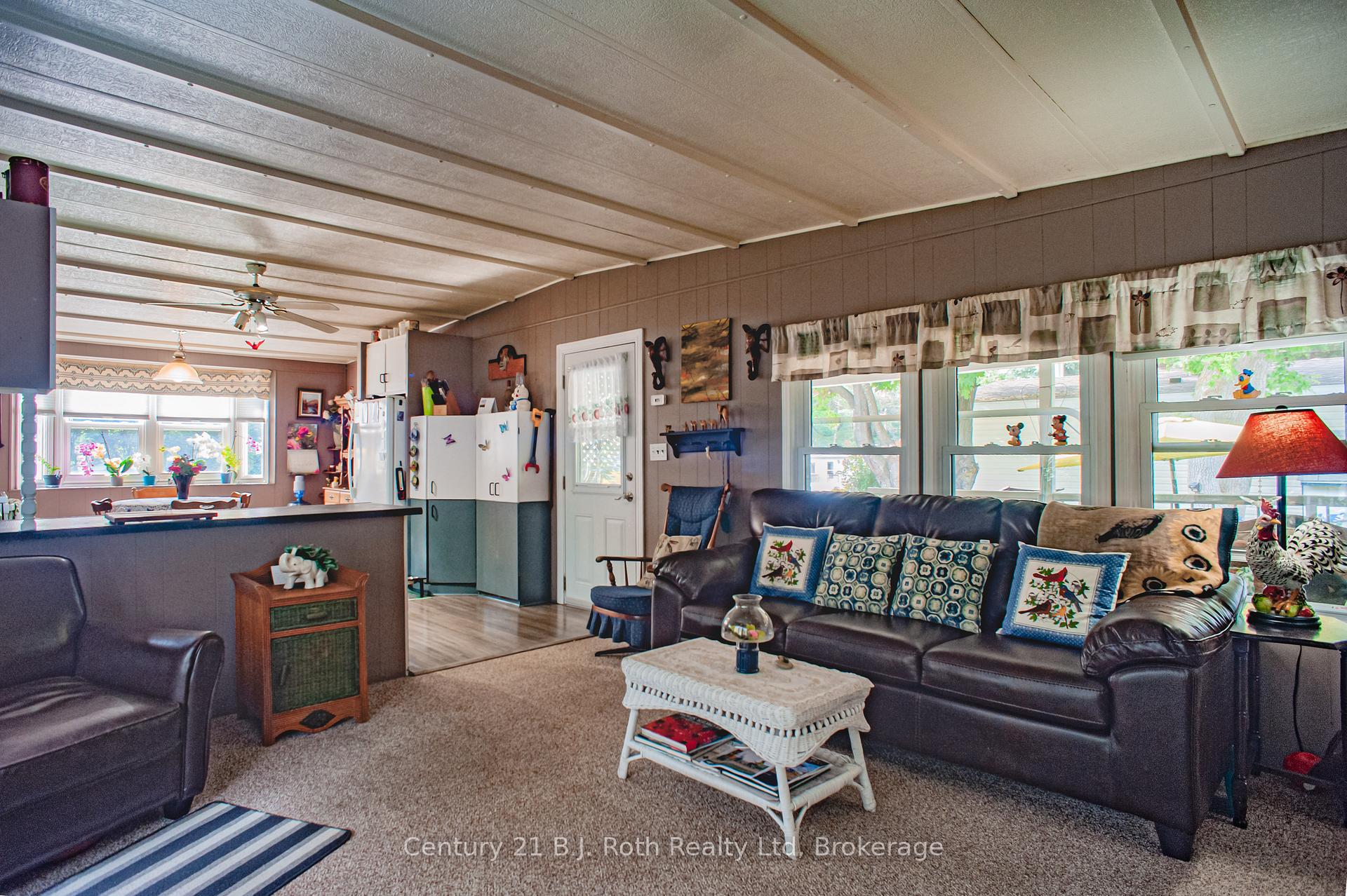 Photo 20 of 25 Vic's Road, Midland — HOMEH