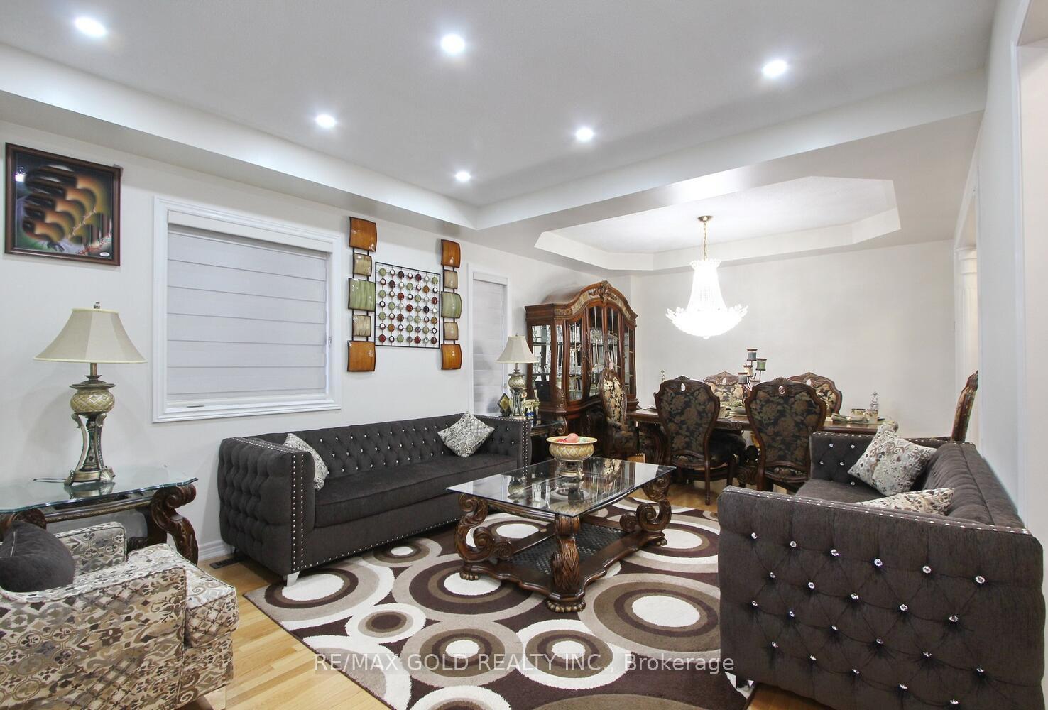 Photo 4 of 42 Strathdale Road, Brampton, Bram East — HOMEH