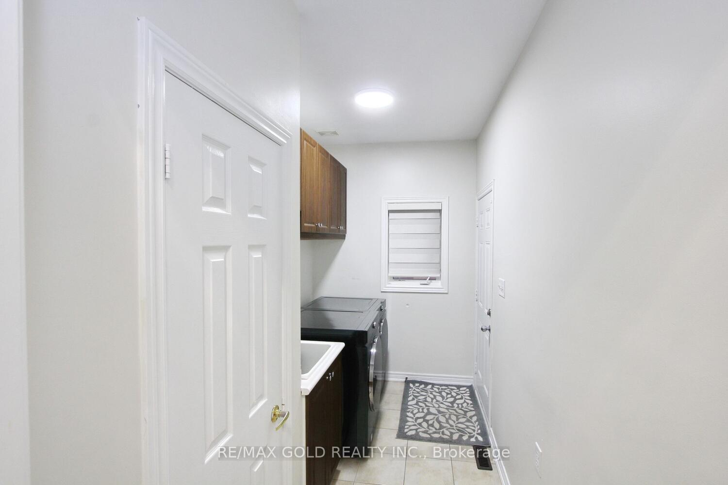 Photo 30 of 42 Strathdale Road, Brampton, Bram East — HOMEH
