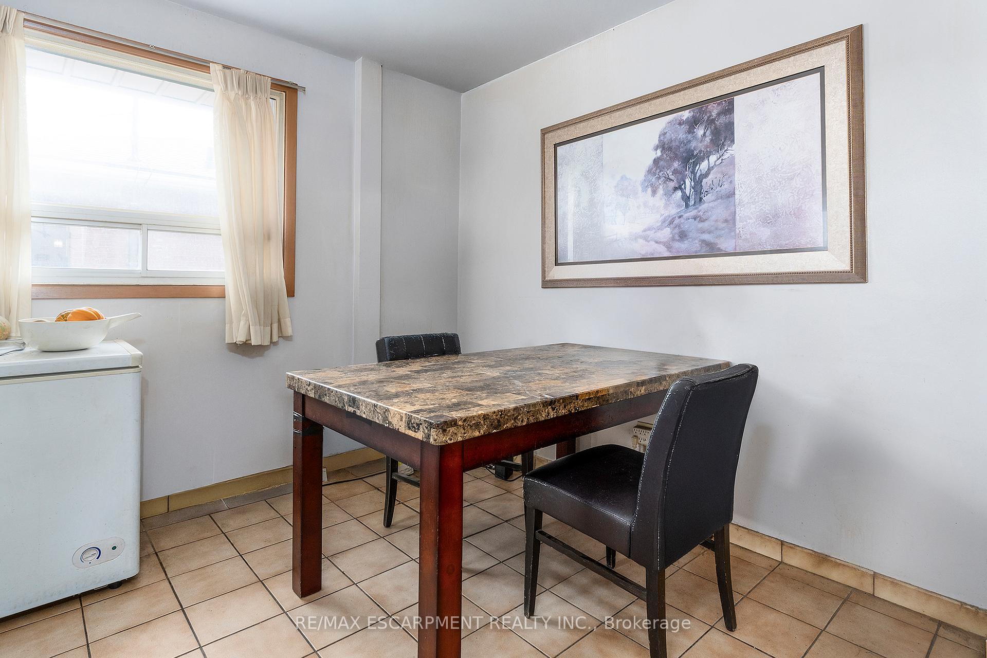 Photo 2 of 81 Limeridge Road W, Hamilton, Rolston — HOMEH