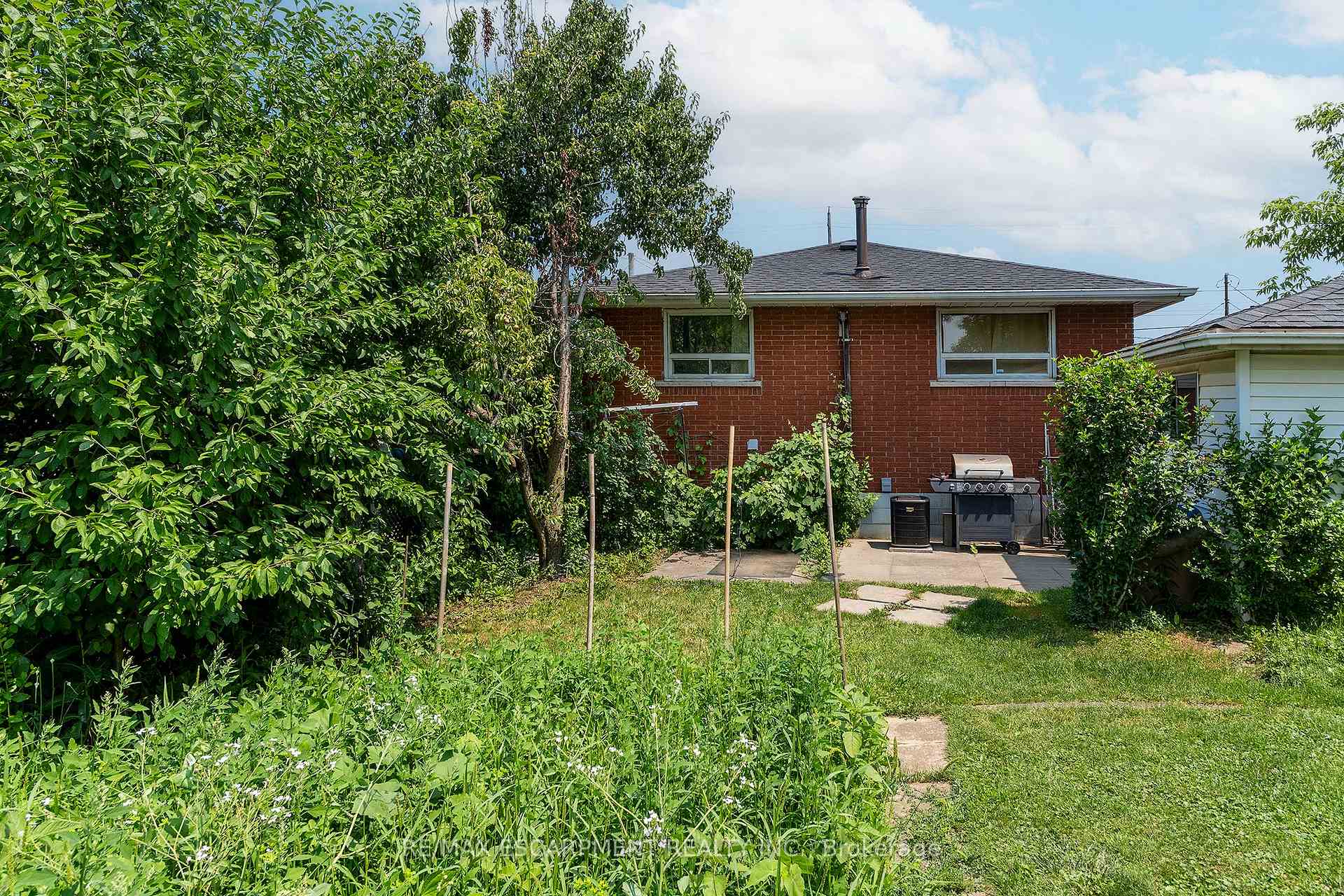 Photo 11 of 81 Limeridge Road W, Hamilton, Rolston — HOMEH
