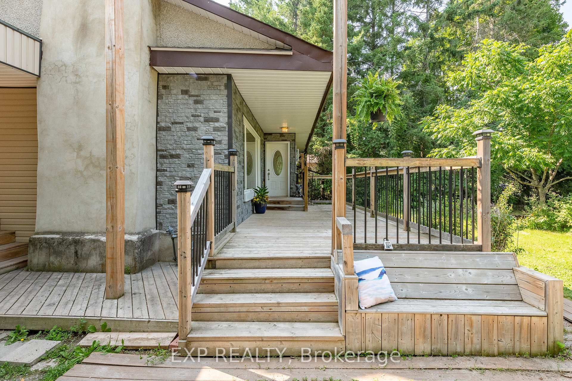 Photo 3 of 1807 Old Second Line Road, Ottawa, Kanata - Kanata (North West) — HOMEH