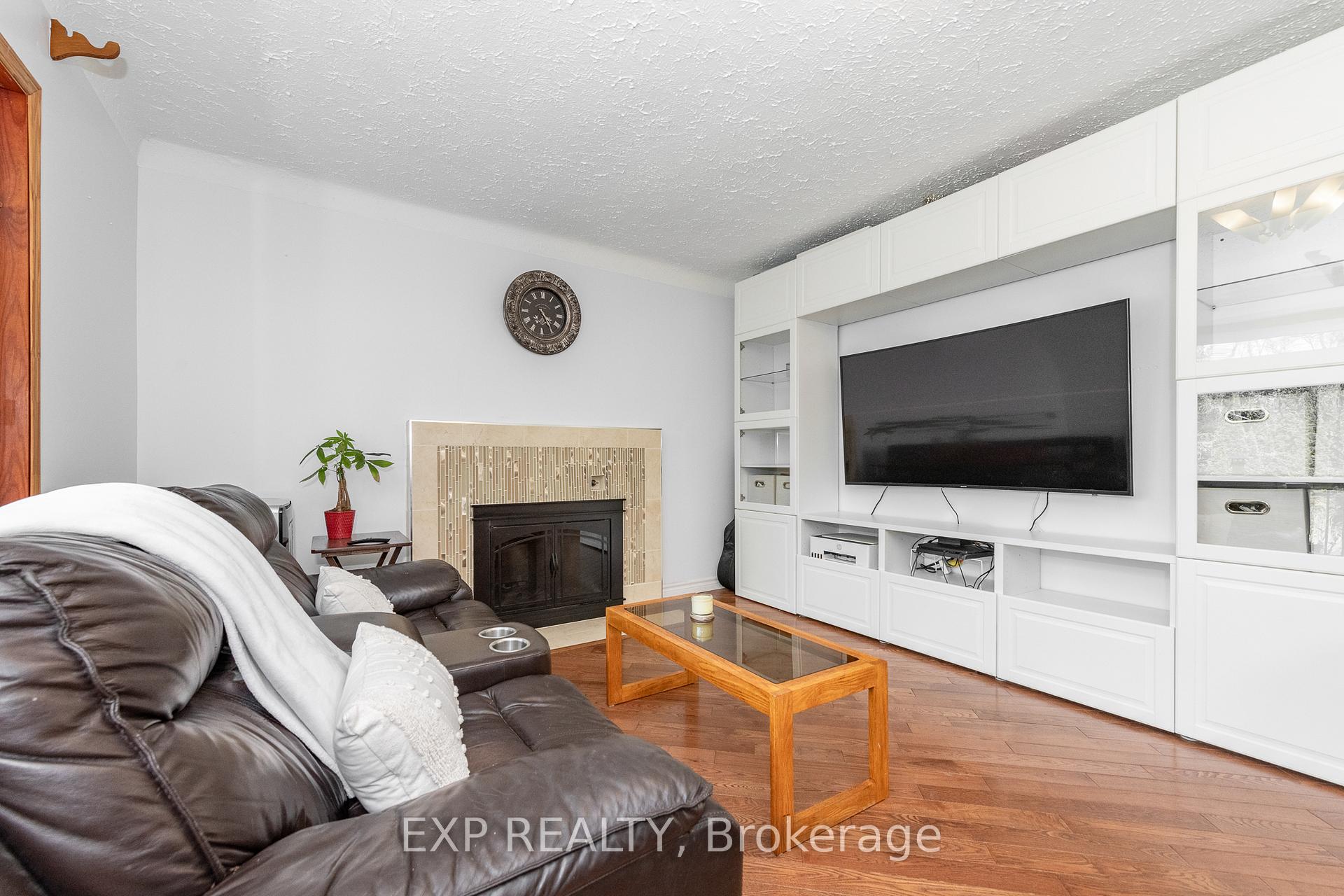 Photo 12 of 1807 Old Second Line Road, Ottawa, Kanata - Kanata (North West) — HOMEH