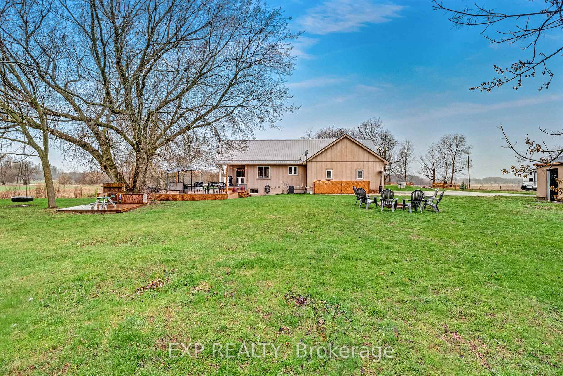 Photo 36 of 2059 Sideroad 5, Ramara, Rural Ramara — HOMEH