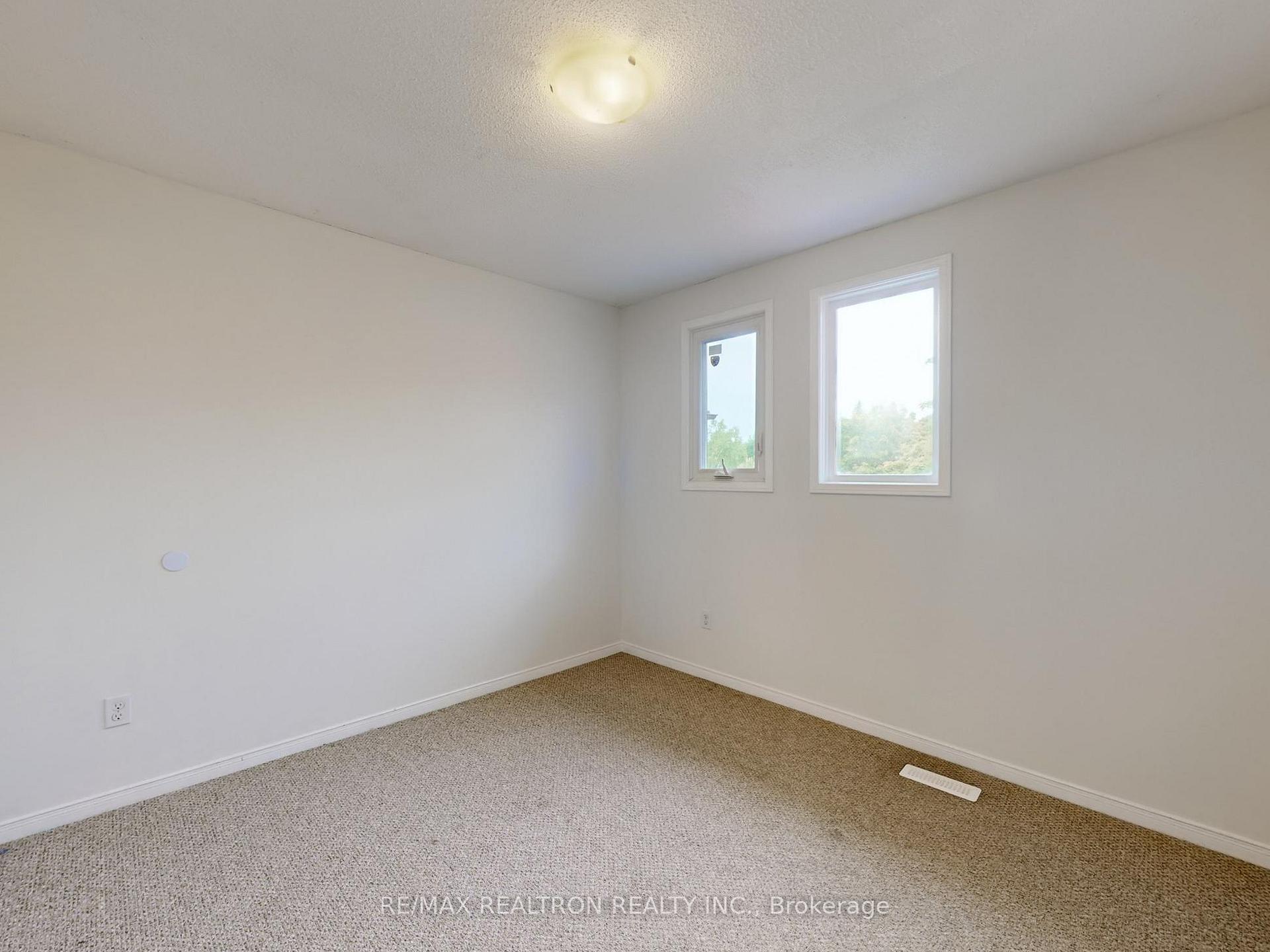 Photo 24 of 119 Garden Drive, Barrie, Allandale Heights — HOMEH