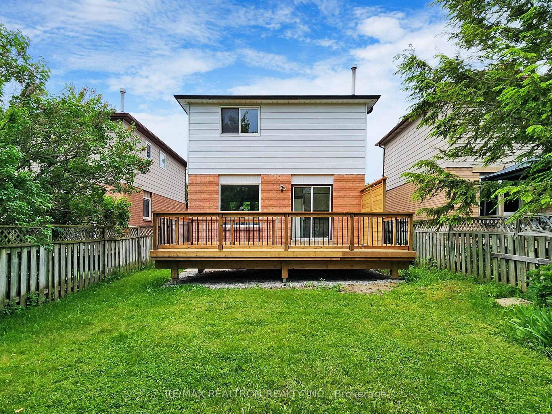 Photo 29 of 119 Garden Drive, Barrie, Allandale Heights — HOMEH