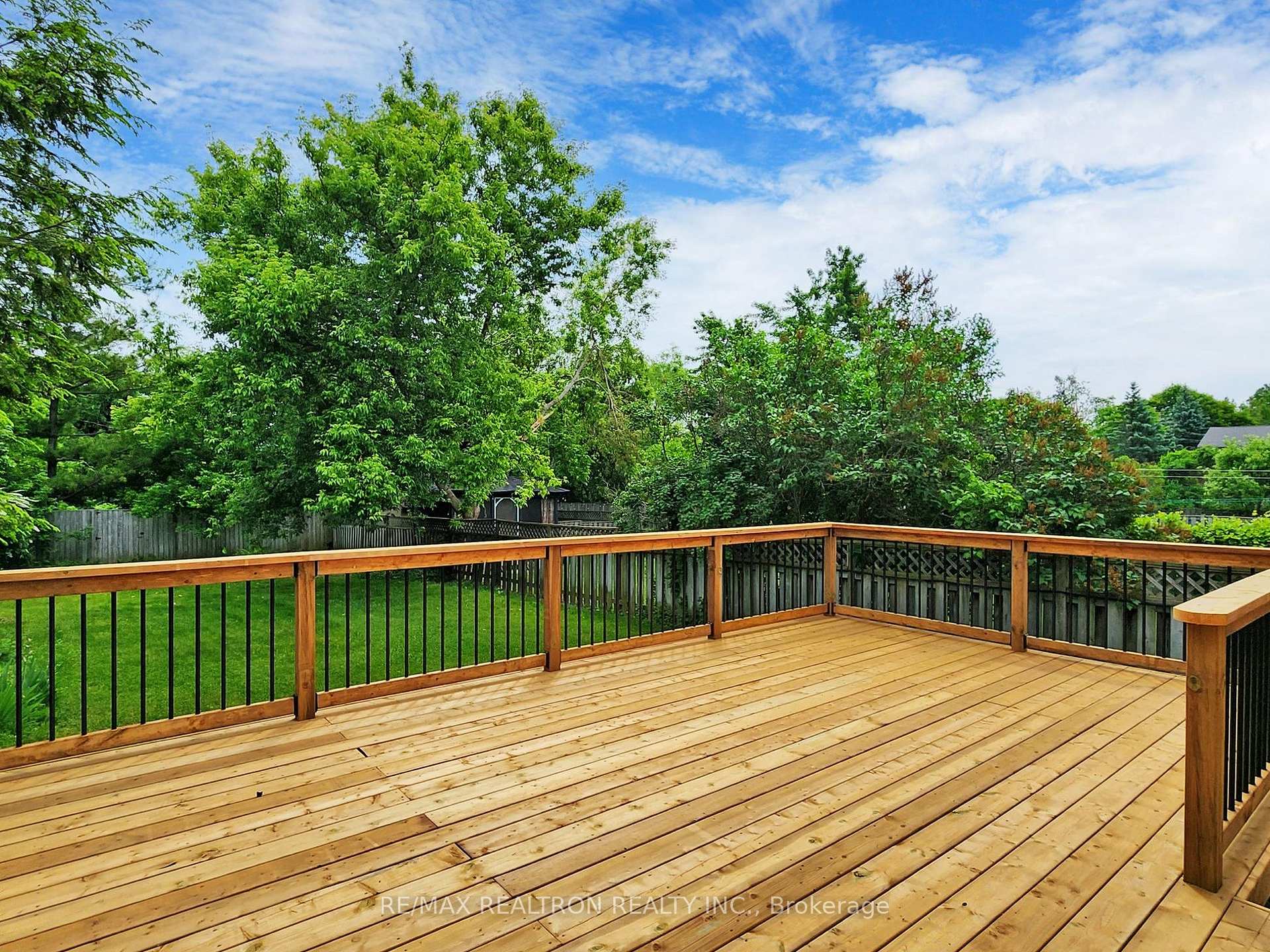 Photo 30 of 119 Garden Drive, Barrie, Allandale Heights — HOMEH