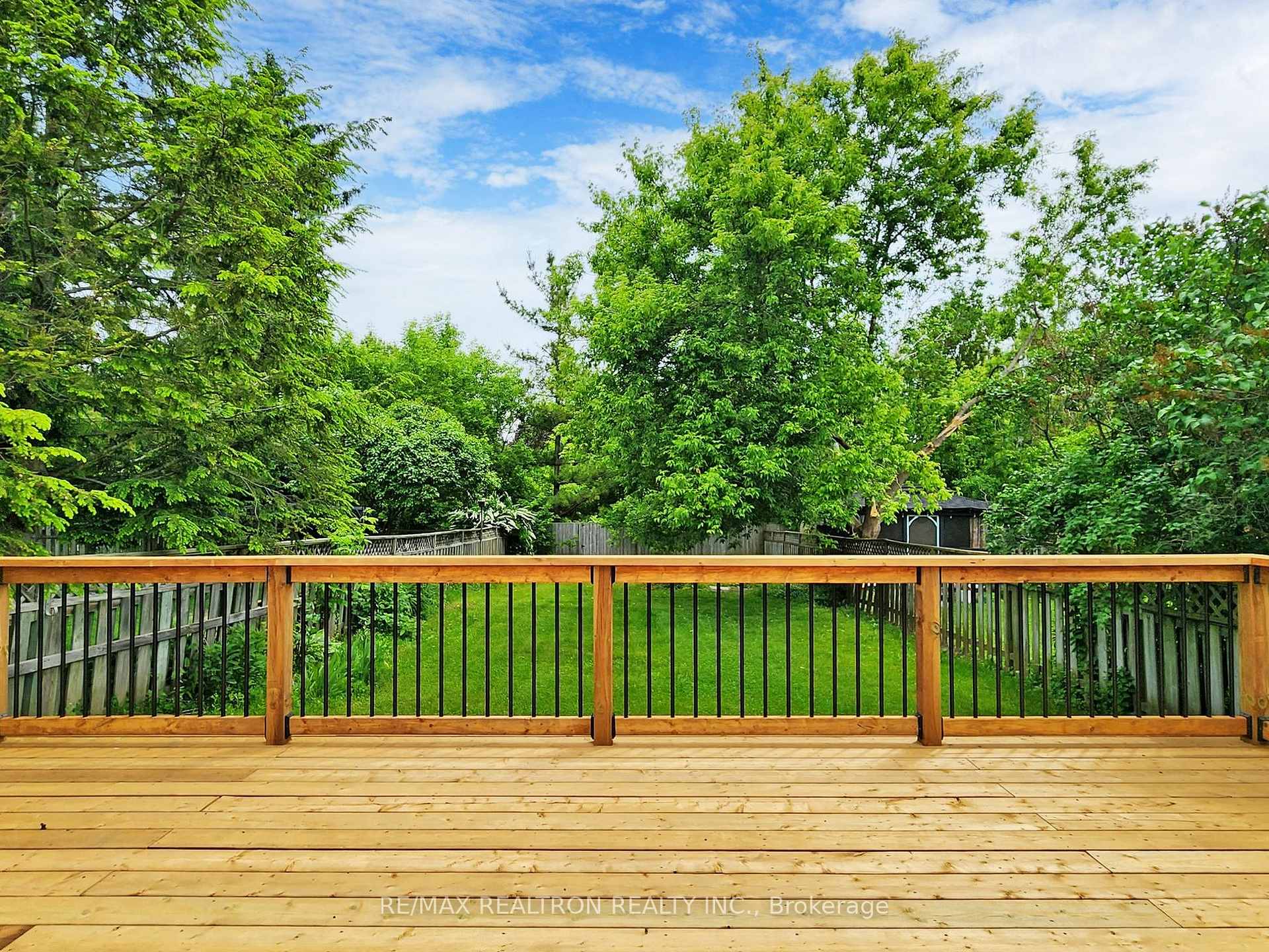 Photo 31 of 119 Garden Drive, Barrie, Allandale Heights — HOMEH