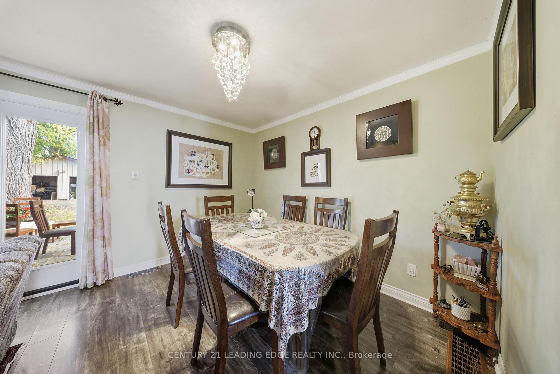 Photo 17 of 55 Lake Drive N, Georgina, Historic Lakeshore Communities — HOMEH