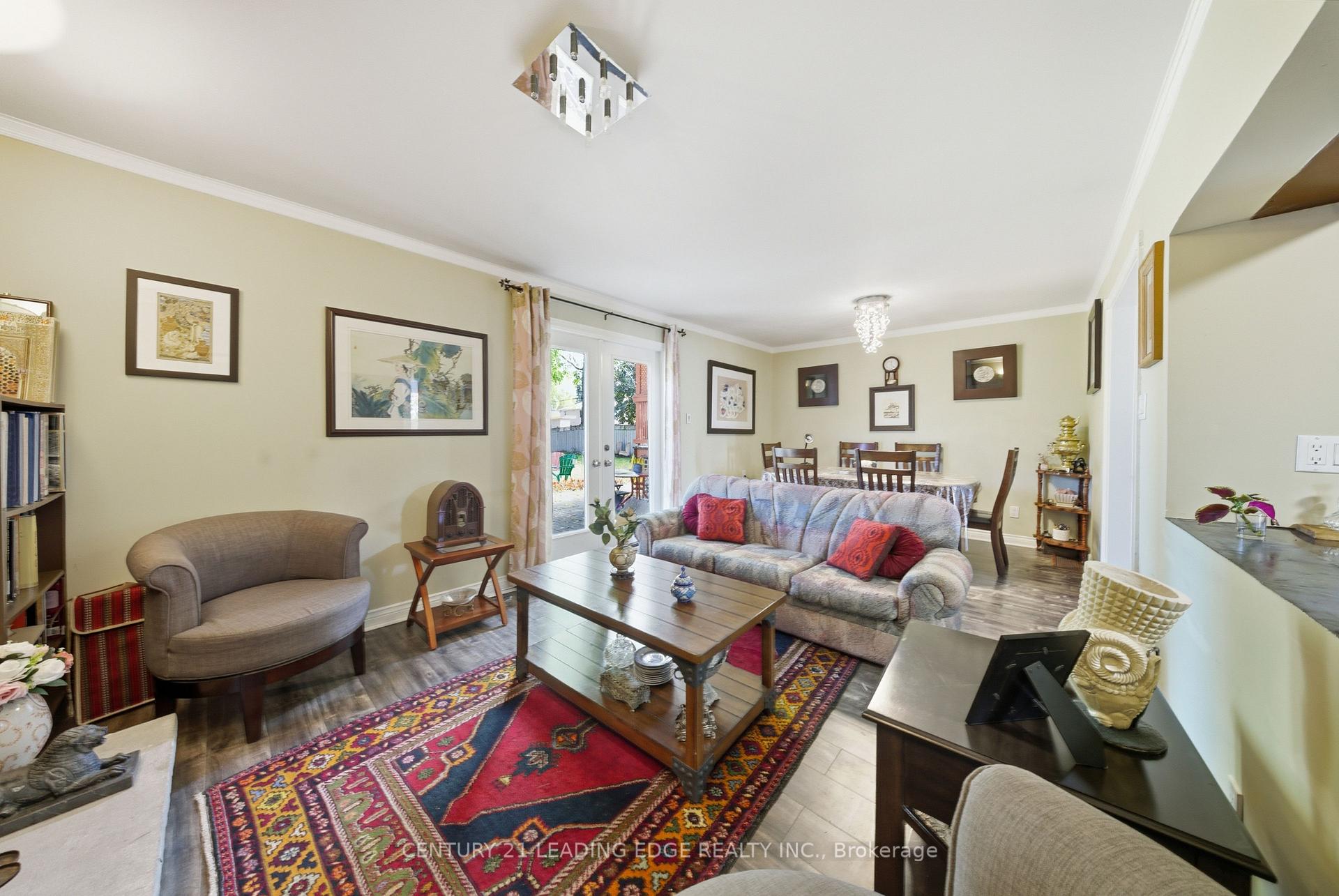 Photo 18 of 55 Lake Drive N, Georgina, Historic Lakeshore Communities — HOMEH