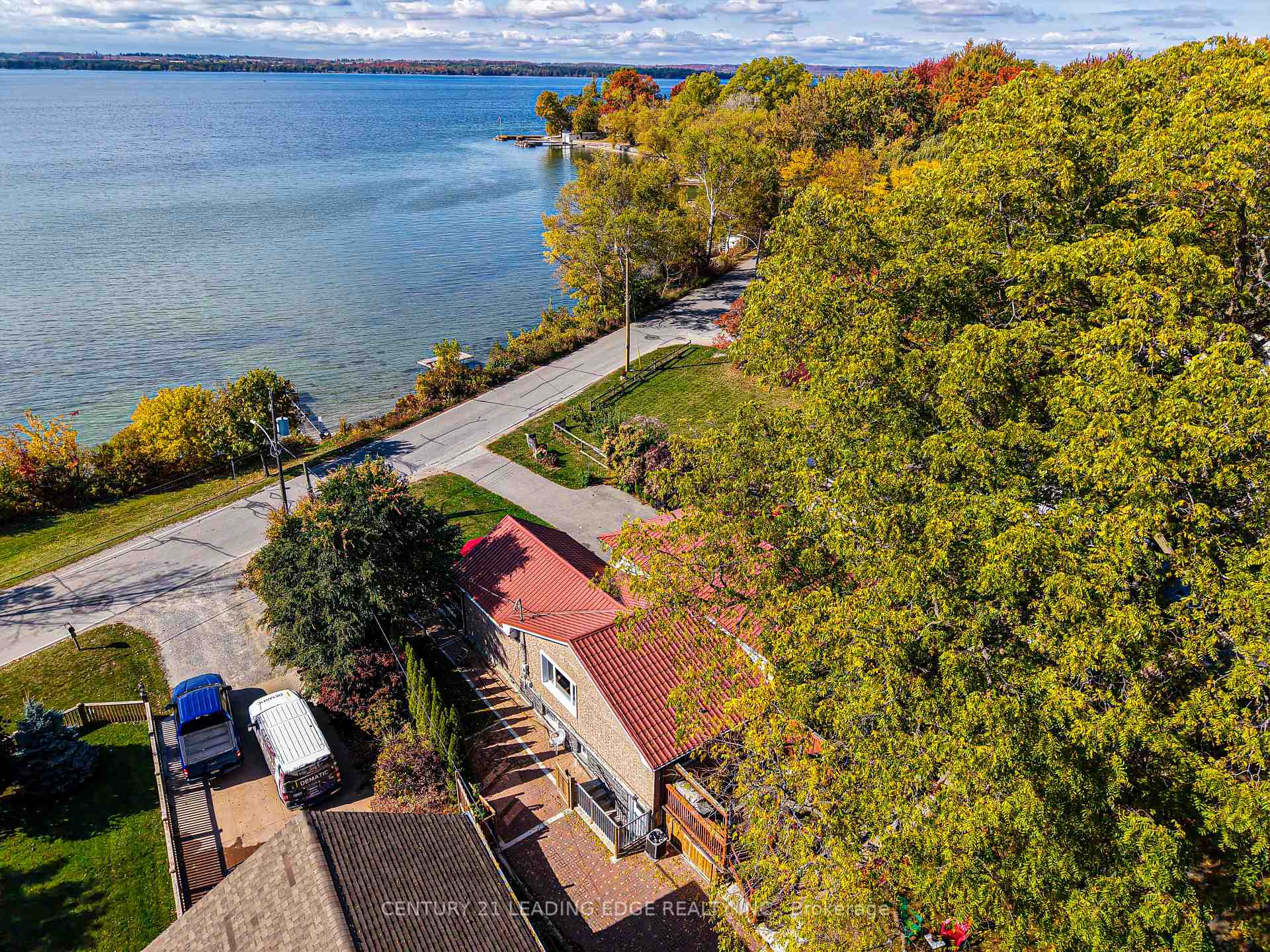 Photo 42 of 55 Lake Drive N, Georgina, Historic Lakeshore Communities — HOMEH