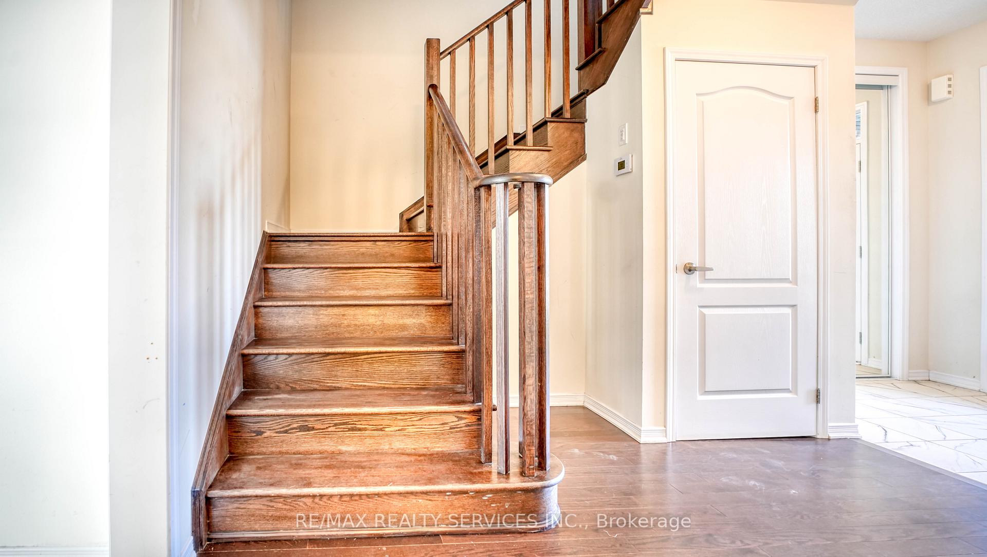 Photo 12 of 112 David Street, Haldimand — HOMEH