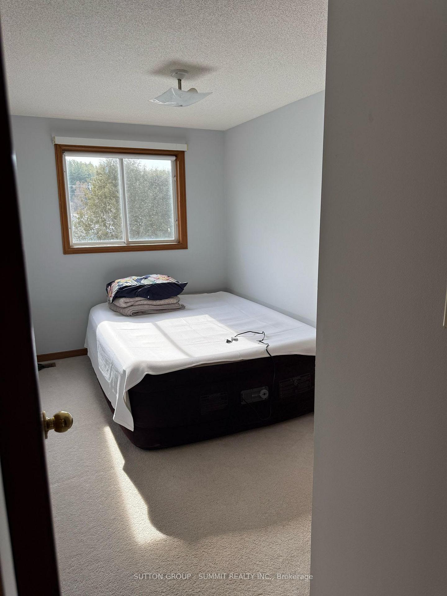 Photo 9 of Unit upper level, 33 Freshmeadow Way, Guelph, Willow West/Sugarbush/West Acres — HOMEH