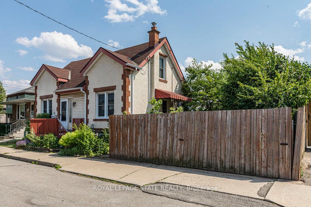 Photo 1 of 14 Allan Avenue, Hamilton, Homeside — HOMEH