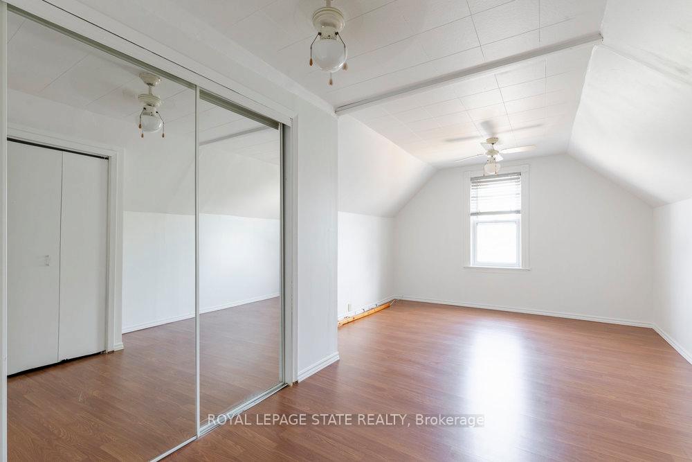 Photo 32 of 14 Allan Avenue, Hamilton, Homeside — HOMEH