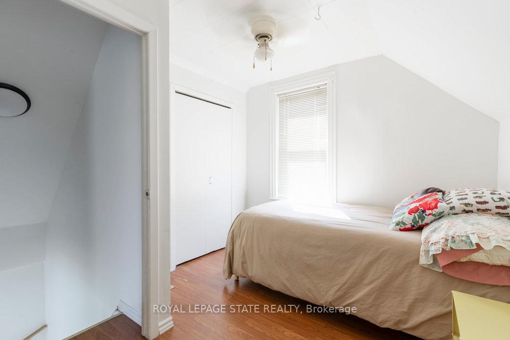 Photo 37 of 14 Allan Avenue, Hamilton, Homeside — HOMEH