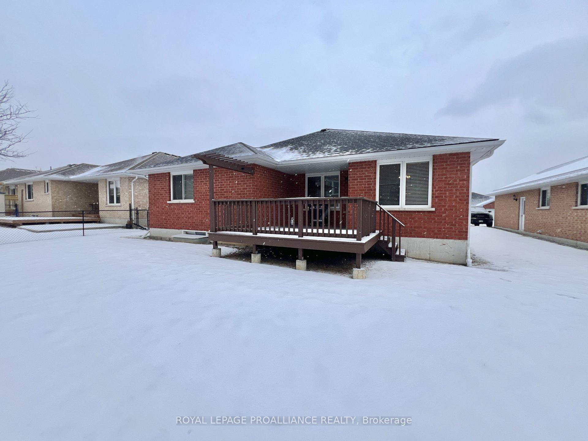 Photo 23 of 43 Chelsea Crescent, Belleville, Thurlow Ward — HOMEH