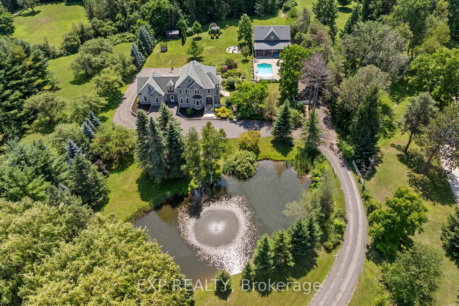 Front of 7833 Poplar Side Road