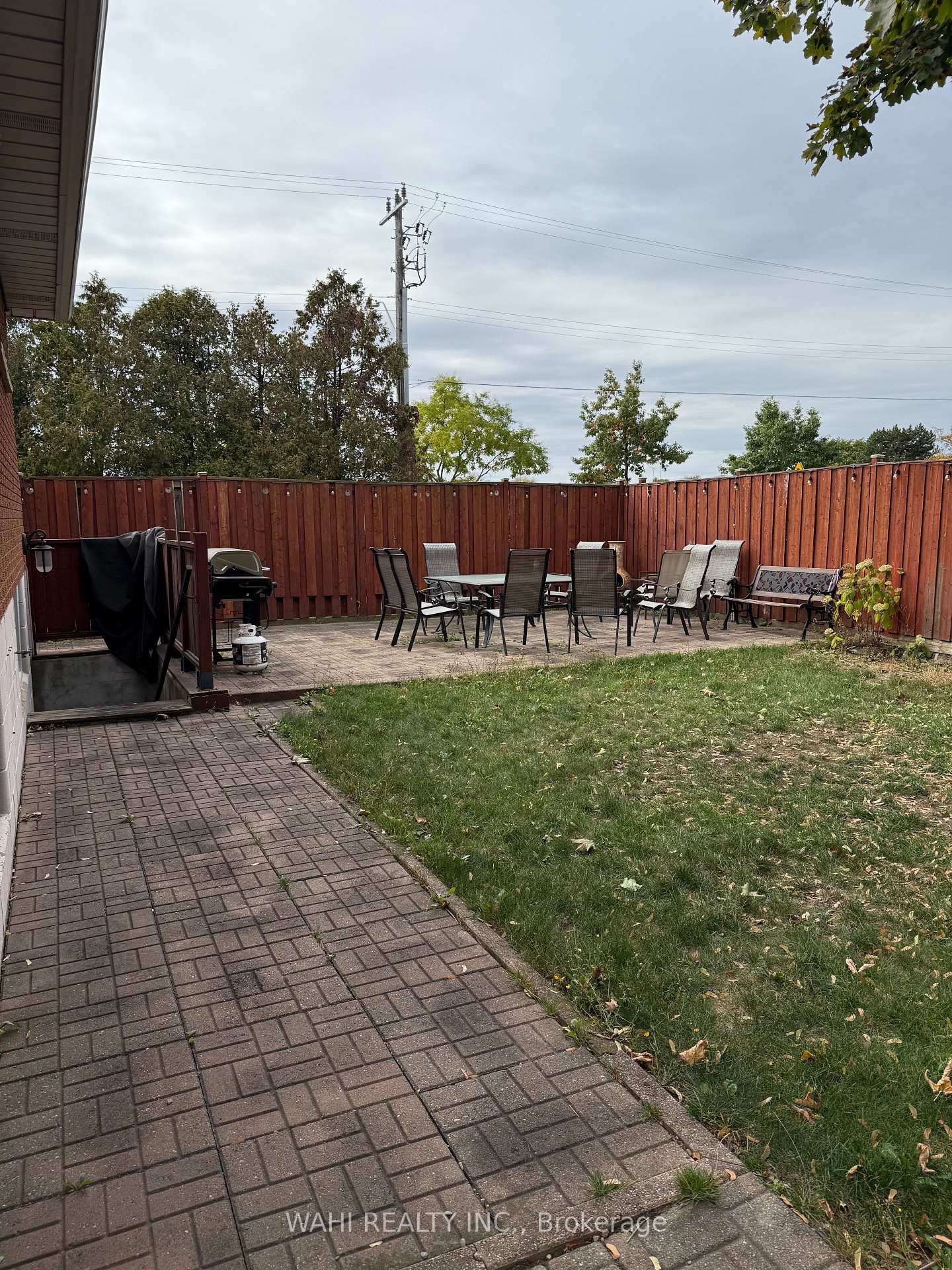 Photo 11 of Unit UNIT 1, 255 Carson Drive W, Hamilton, Lisgar — HOMEH