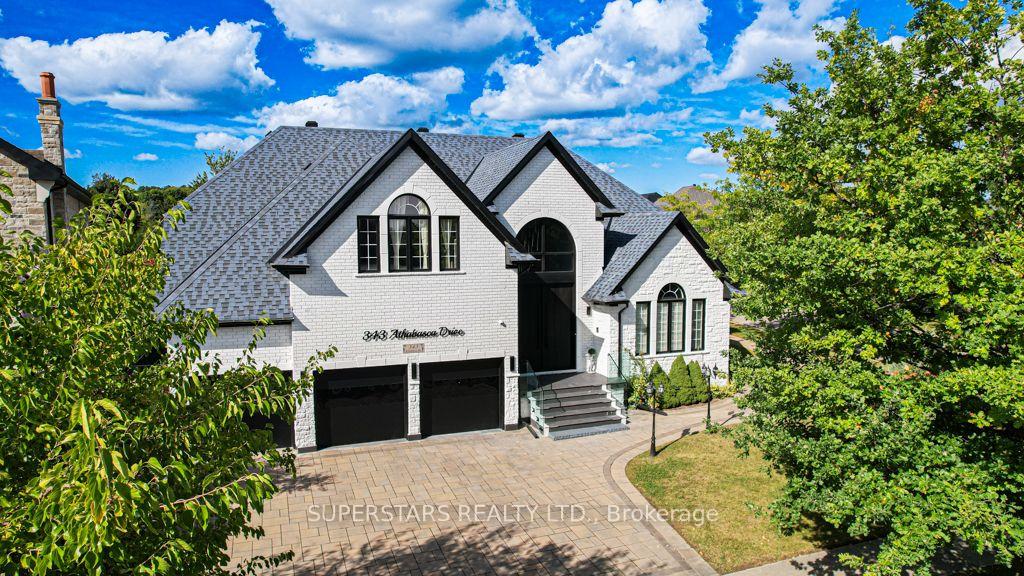 Photo 3 of 343 Athabasca Drive, Vaughan, Rural Vaughan — HOMEH