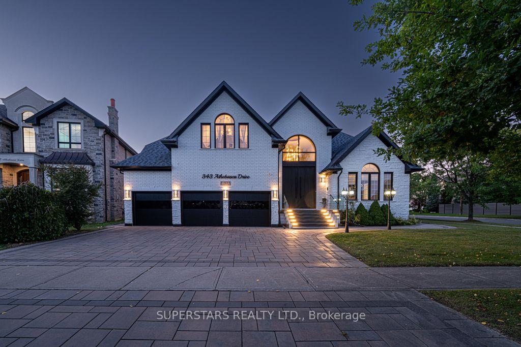 Photo 2 of 343 Athabasca Drive, Vaughan, Rural Vaughan — HOMEH