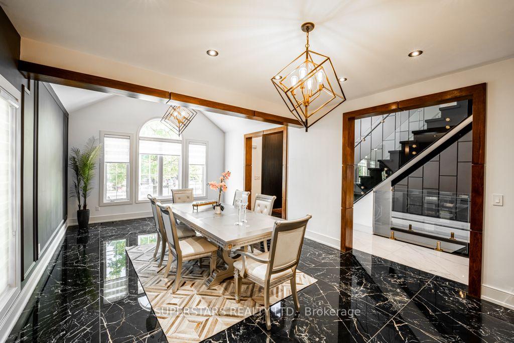 Photo 9 of 343 Athabasca Drive, Vaughan, Rural Vaughan — HOMEH