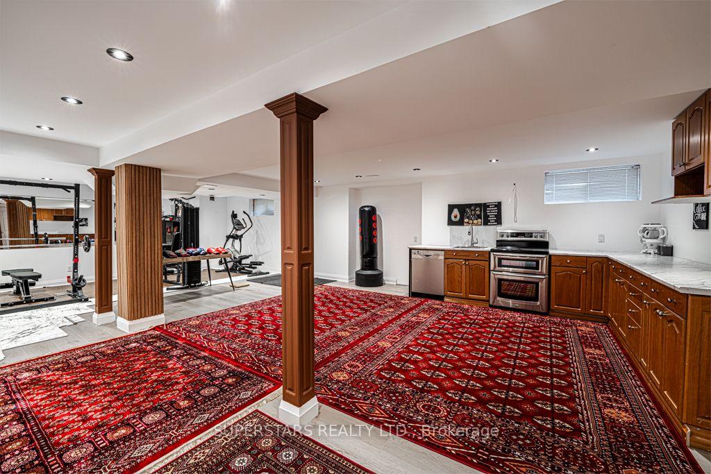 Photo 32 of 343 Athabasca Drive, Vaughan, Rural Vaughan — HOMEH