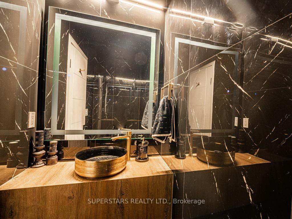 Photo 38 of 343 Athabasca Drive, Vaughan, Rural Vaughan — HOMEH
