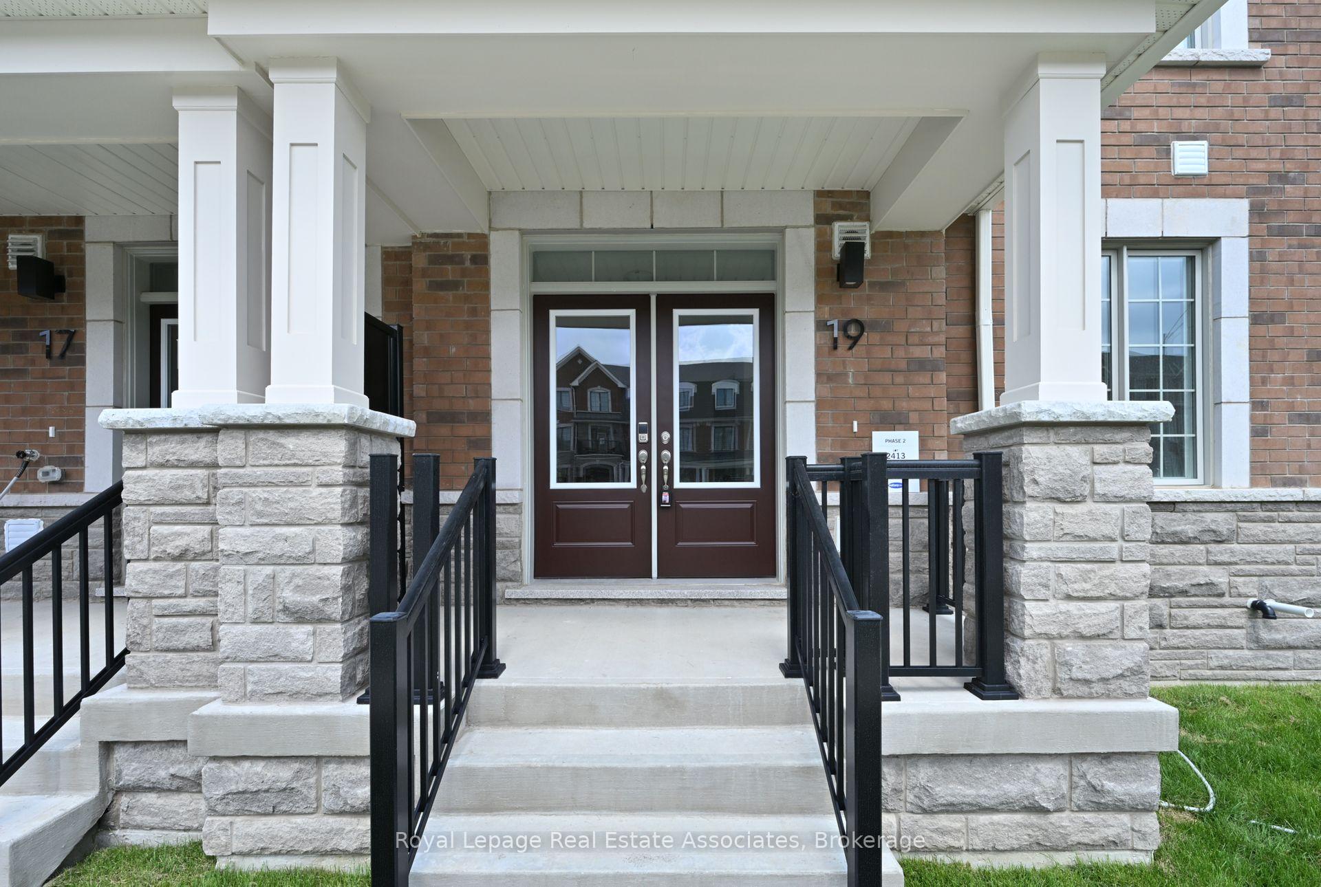 Photo 4 of 19 Cullingtree Place, Caledon, Rural Caledon — HOMEH