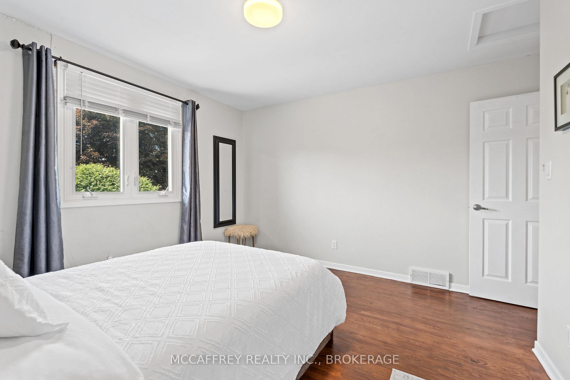 Photo 23 of 801 High Gate Park Drive, Kingston, South of Taylor-Kidd Blvd — HOMEH