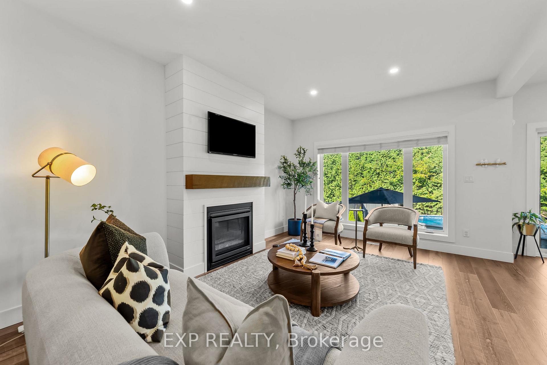Photo 10 of 58 McNeil Street, Strathroy-Caradoc, Mount Brydges — HOMEH