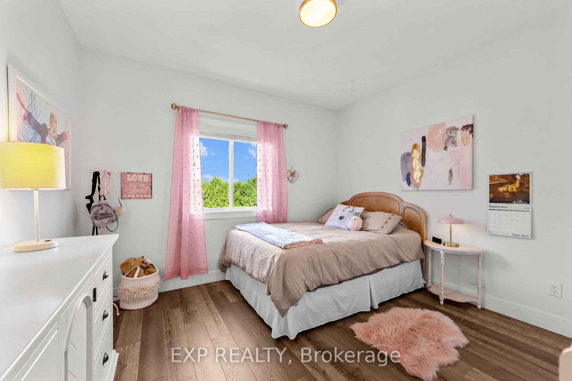 Photo 22 of 58 McNeil Street, Strathroy-Caradoc, Mount Brydges — HOMEH
