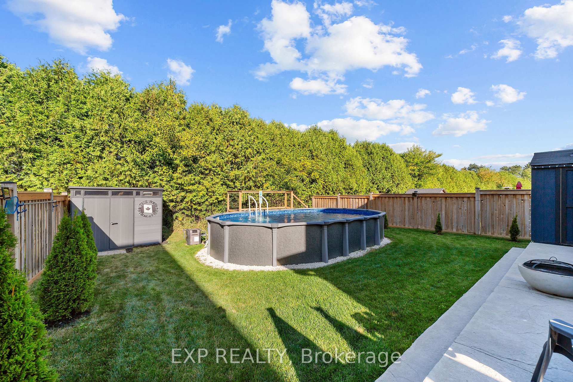 Photo 32 of 58 McNeil Street, Strathroy-Caradoc, Mount Brydges — HOMEH