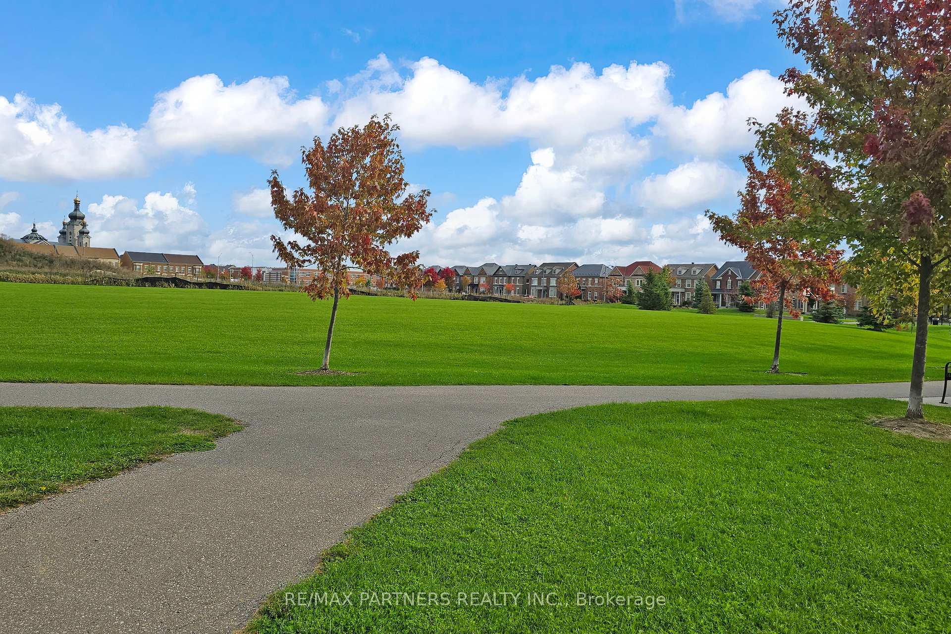Photo 7 of 29 Robert Osprey Drive, Markham, Cathedraltown — HOMEH