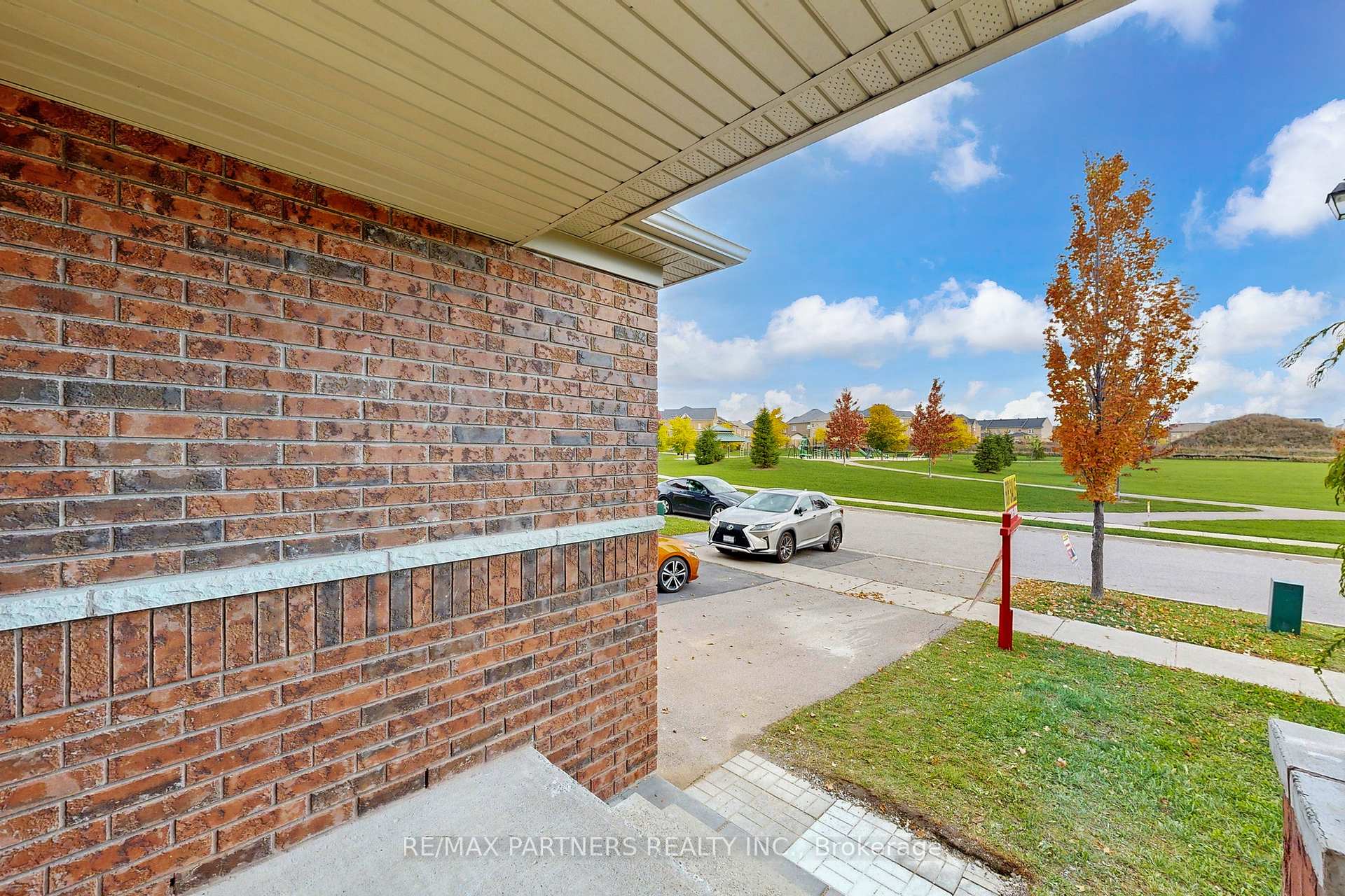 Photo 6 of 29 Robert Osprey Drive, Markham, Cathedraltown — HOMEH