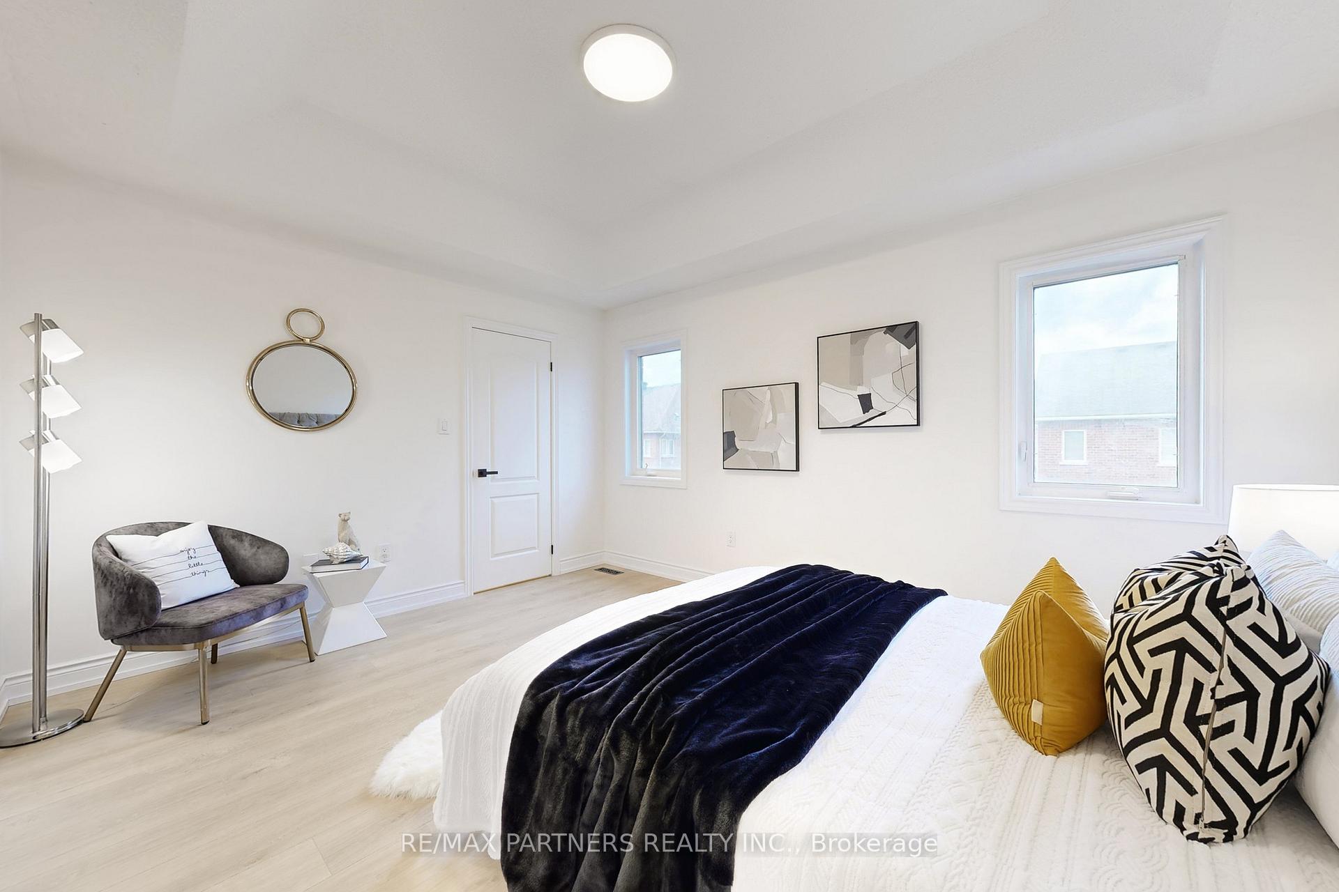 Photo 23 of 29 Robert Osprey Drive, Markham, Cathedraltown — HOMEH