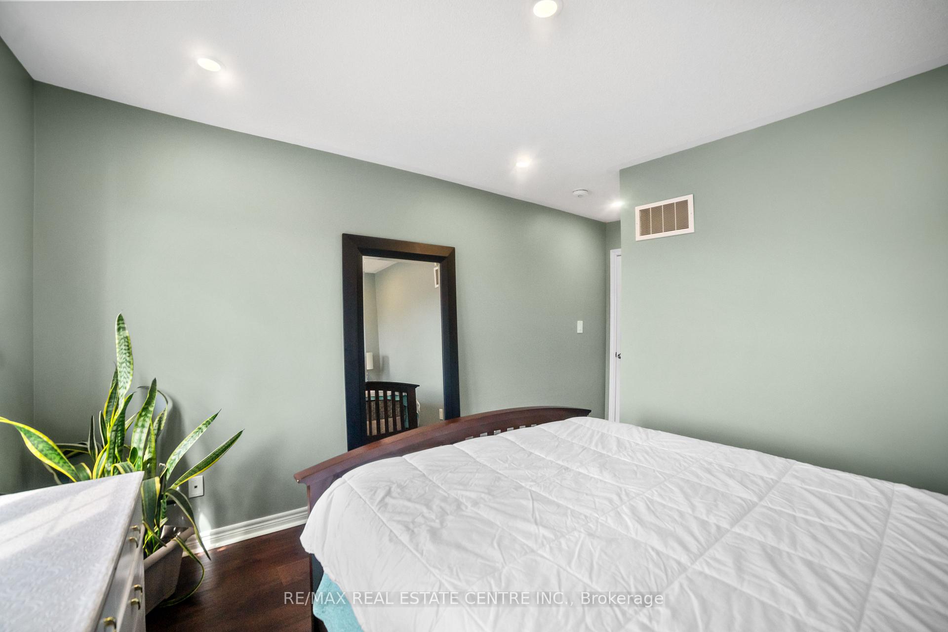 Photo 27 of 1106 Cactus Crescent, Pickering, Rural Pickering — HOMEH