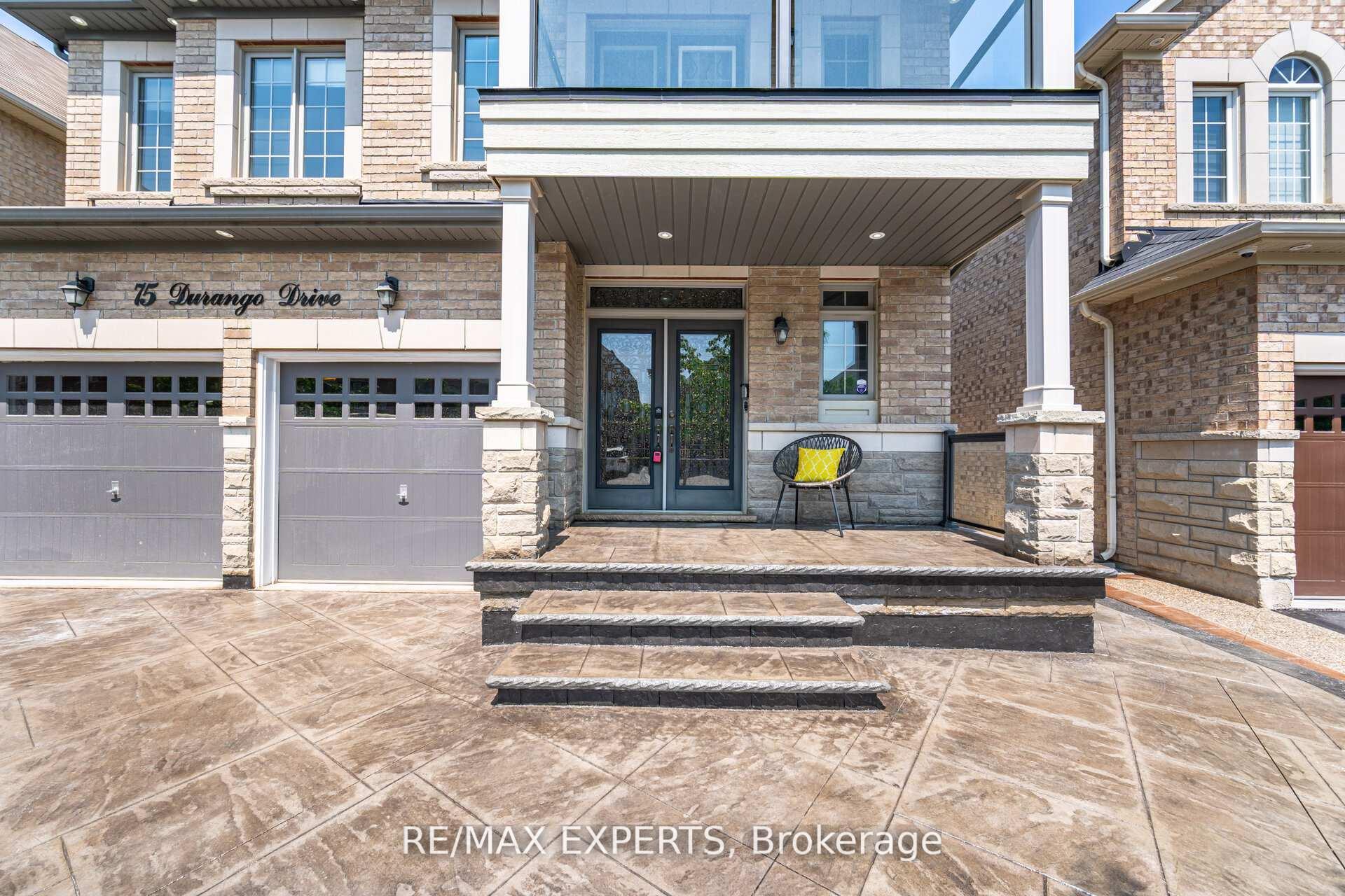 Photo 3 of 75 Durango Drive, Brampton, Credit Valley — HOMEH